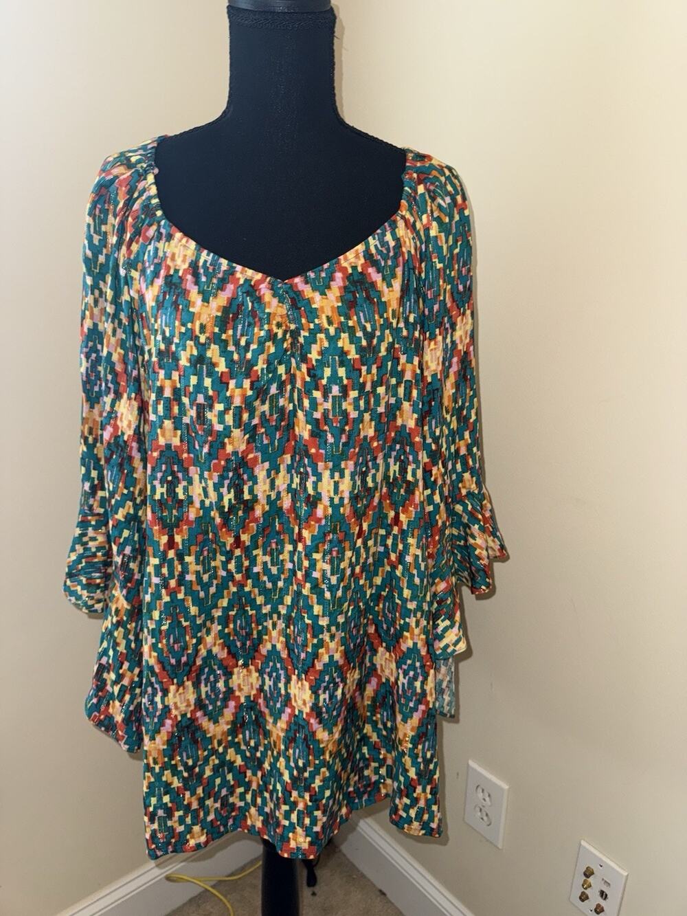 Cato Women’s Multicolor Sparkle Blouse Flowy Ruffle Sleeves Geometric 18/20W